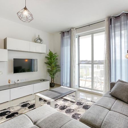 Stunning 3Br W/Country View Apartment In M'Scalak By 360 Estates Marsaskala Buitenkant foto